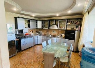 Продаю пятикомнатную квартиру, 177.1 м2, Казань, улица Голубятникова, 14, Ново-Савиновский район