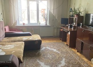 Продается трехкомнатная квартира, 55 м2, Ижевск, Молодёжная улица, 77, жилой район Аэропорт