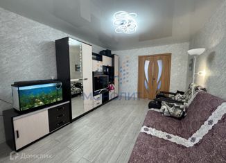 Продается трехкомнатная квартира, 60 м2, Кировская область, Гражданская улица, 36