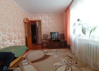 Продам 2-ком. квартиру, 42.2 м2, посёлок Ленинск, улица Нефтяников, 20