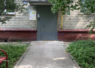 Продам 2-комнатную квартиру, 39 м2, Нижний Новгород, улица Героя Советского Союза Поющева, 25, метро Кировская