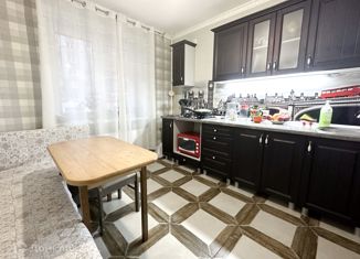 Продам трехкомнатную квартиру, 62 м2, Великий Новгород, ЖК Заречный