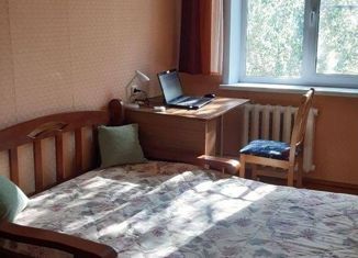 Сдам 2-комнатную квартиру, 44 м2, Вологда, улица Хлюстова, 23