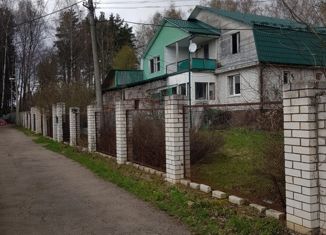 Продам дом, 300 м2, деревня Красная Горка, Тихая улица