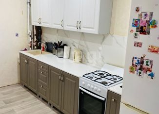 Продаю двухкомнатную квартиру, 59.9 м2, Мелеуз, Октябрьская улица, 8