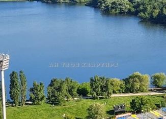 Продам трехкомнатную квартиру, 100.9 м2, Москва, улица Маршала Катукова, 24к4, метро Строгино