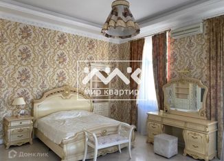 Сдача в аренду 4-ком. квартиры, 130 м2, Санкт-Петербург, Большая Морская улица, 13, Большая Морская улица