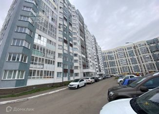 Продаю 2-комнатную квартиру, 57.3 м2, Уфа, улица Миловская, 16, жилой район Затон