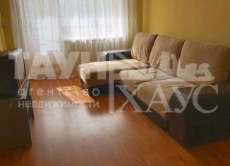 Сдается 2-ком. квартира, 48 м2, Балаково, улица Ленина, 110