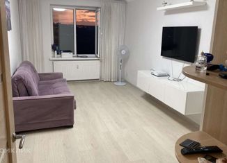 Продаю 2-комнатную квартиру, 60 м2, поселок городского типа Стройкерамика, улица Анетты Басс, 1, ЖК Видный