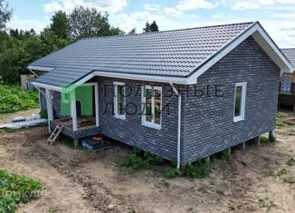 Продам дом, 105 м2, деревня Обухово