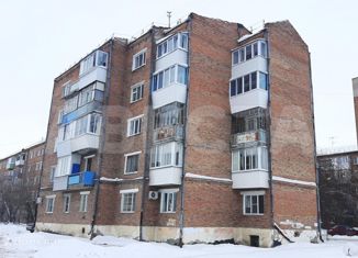 Продажа двухкомнатной квартиры, 46.2 м2, Омск, улица Карпинского, 28А