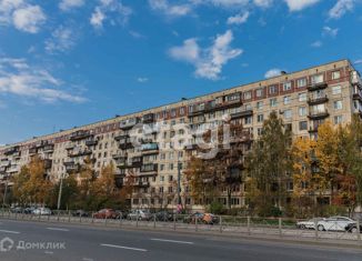 Продажа 1-ком. квартиры, 30.6 м2, Санкт-Петербург, проспект Луначарского, 70к1, метро Озерки