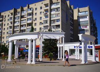 Продажа участка, 10 сот., село Михайловка, Парниковая улица, 4