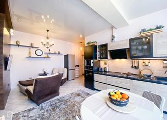 Продажа трехкомнатной квартиры, 70 м2, поселок городского типа Восход, улица Авроры, 110