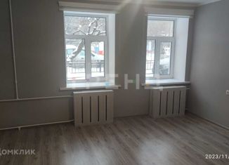 3-ком. квартира на продажу, 92 м2, Санкт-Петербург, 9-я линия Васильевского острова, 20, метро Василеостровская