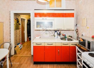 Продается 1-комнатная квартира, 37 м2, Новосибирск, улица Халтурина, 35/1, улица Халтурина
