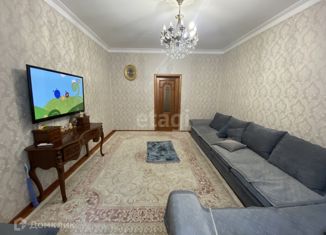 Продаю 2-комнатную квартиру, 75 м2, посёлок городского типа Семендер, проспект Казбекова, 117