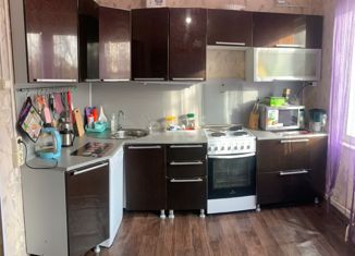 Продам трехкомнатную квартиру, 73.9 м2, Лянтор, 10-й микрорайон, 31