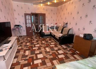 2-комнатная квартира на продажу, 52.3 м2, Ишимбай, Советская улица, 65