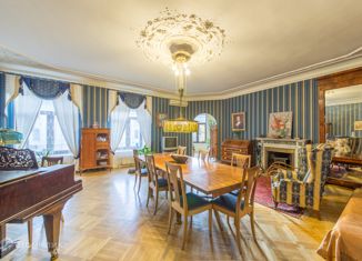 Продажа трехкомнатной квартиры, 133 м2, Санкт-Петербург, Невский проспект, 64, метро Гостиный двор