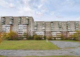 Продается 2-комнатная квартира, 48 м2, Екатеринбург, улица Крестинского, 31, улица Крестинского