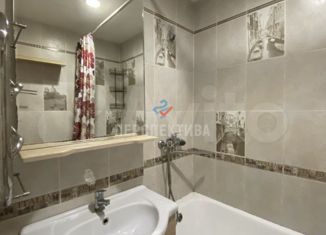 Продается 3-ком. квартира, 65.4 м2, Ижевск, Ипподромный район, улица Ленина, 112