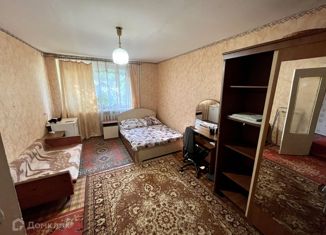 Продаю 1-ком. квартиру, 35 м2, Джанкой, Джанкойская улица, 1