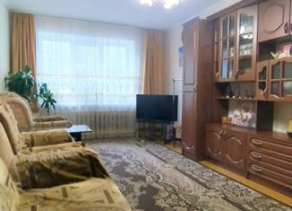 Продам 2-комнатную квартиру, 46 м2, Калуга, улица Огарёва, 11/8