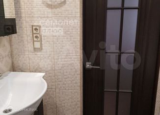 Продажа двухкомнатной квартиры, 74.8 м2, Якутск, 203-й микрорайон, 4, 203-й микрорайон