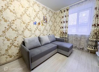 Продам 3-ком. квартиру, 58 м2, посёлок городского типа Боровский, улица 8 Марта, 4