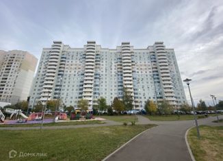 Продажа 2-ком. квартиры, 55.4 м2, Москва, станция Щербинка, улица Маршала Савицкого, 16к1