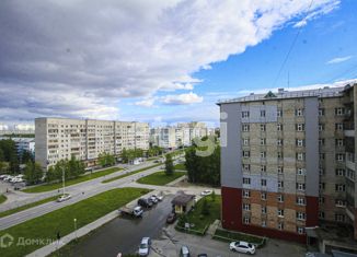 Продается 1-комнатная квартира, 35.2 м2, Нижневартовск, улица Чапаева, 36