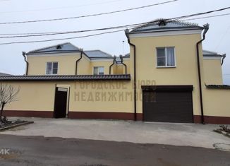Продаю дом, 270 м2, Нальчик, улица Киримова, район Завокзальный