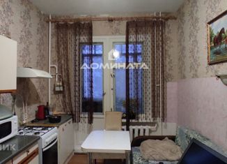 Продаю двухкомнатную квартиру, 68 м2, Ленинградская область, Комсомольская улица, 10к1