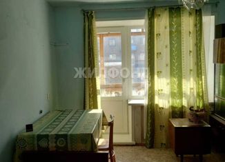 Продаю однокомнатную квартиру, 30 м2, Новосибирск, Новоуральская улица, 25А