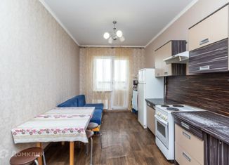Продаю 2-комнатную квартиру, 67 м2, Тюменская область, улица Александра Усольцева, 26