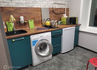 Продажа 1-комнатной квартиры, 30.6 м2, Артёмовский, улица Мира, 6