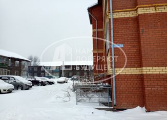 Продается однокомнатная квартира, 33 м2, рабочий посёлок Уральский, Молодёжная улица, 1Б