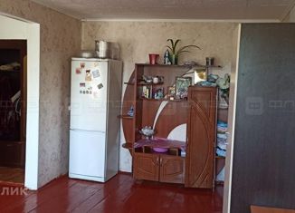 Продается 3-комнатная квартира, 61 м2, посёлок железнодорожной станции Высокая Гора, Комсомольская улица, 2