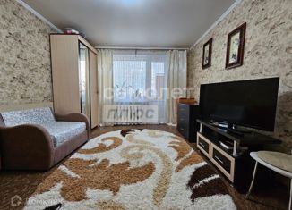 Продается 2-ком. квартира, 48 м2, Нижнекамск, проспект Мира, 61