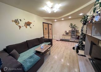 Продаю 3-ком. квартиру, 75 м2, Москва, улица Раменки, 31, улица Раменки