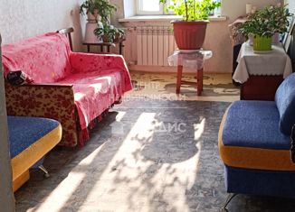 Продаю 3-ком. квартиру, 62.8 м2, Арсеньев, Октябрьская улица, 84