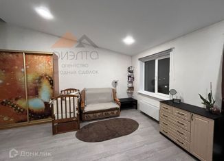 Квартира на продажу студия, 33 м2, посёлок Октябрьский, улица Французский Квартал, 3
