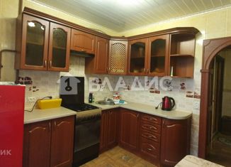 Аренда 3-ком. квартиры, 63 м2, Лакинск, улица 17-го Партсъезда, 5