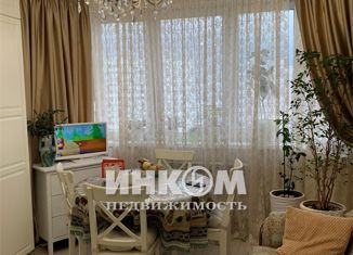 Трехкомнатная квартира на продажу, 74.4 м2, Москва, проспект Защитников Москвы, 5, проспект Защитников Москвы