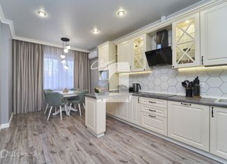 Продаю двухкомнатную квартиру, 88 м2, Краснодар, улица имени П.М. Гаврилова, 27/1, ЖК Триумф