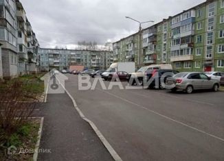 Продам 2-комнатную квартиру, 44 м2, Вологда, Петрозаводская улица, 26, 6-й микрорайон