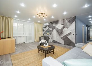 Продается двухкомнатная квартира, 60 м2, Екатеринбург, Стахановская улица, 32, Орджоникидзевский район
