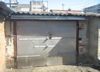 Продаю гараж, 25 м2, Аткарск, улица Чернышевского, 44